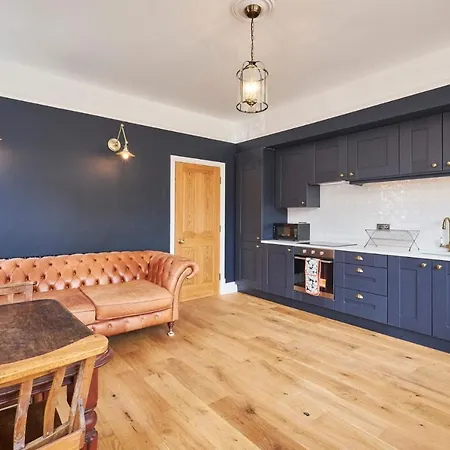 Apartament Host & - 1895 At